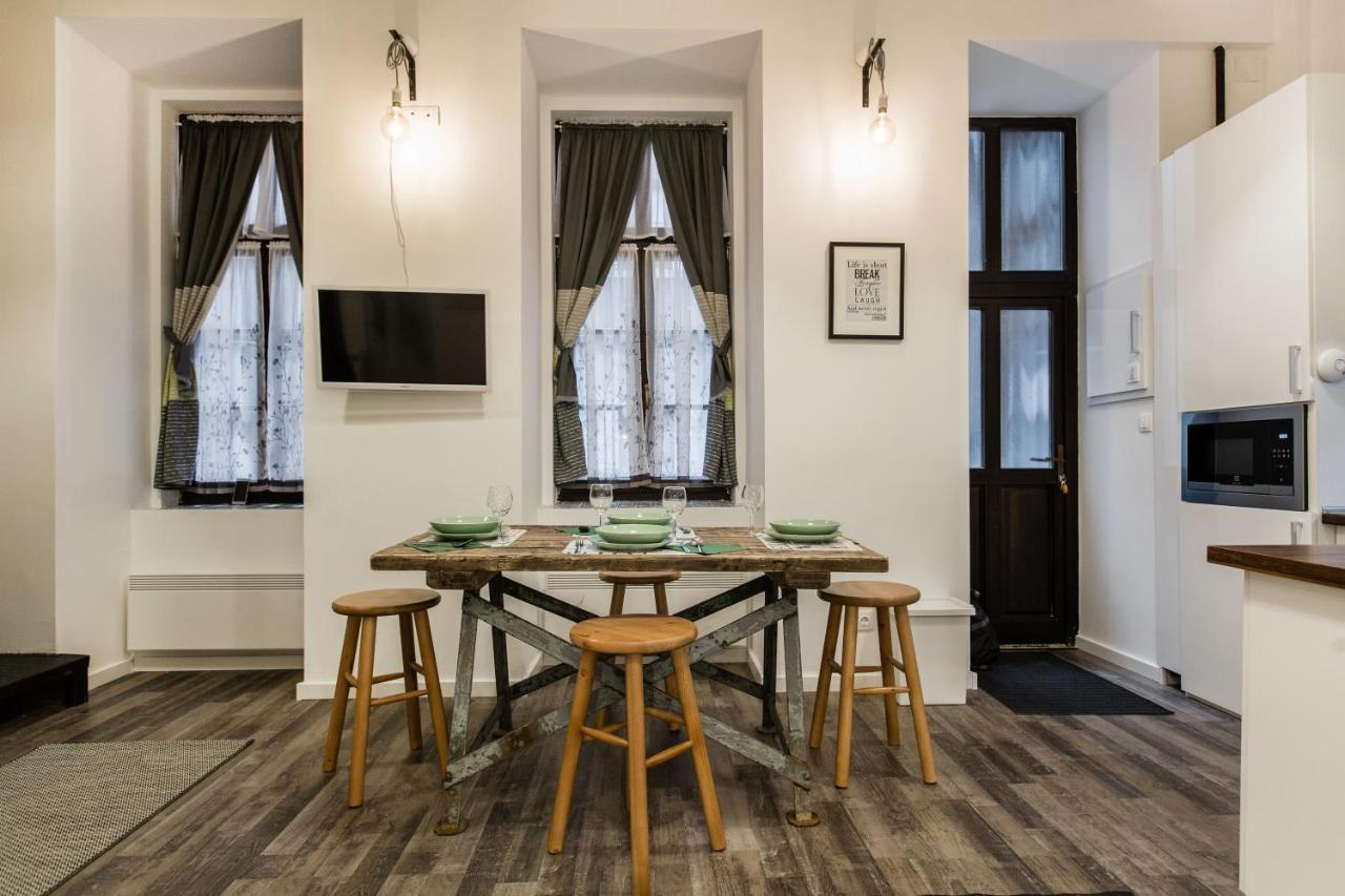 Apartamento A Loft With History Budapest